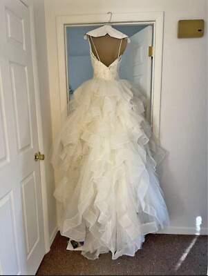 スーツ・フォーマル・ドレス Vera Wang Tiered organza Vera Wang Tiered organza