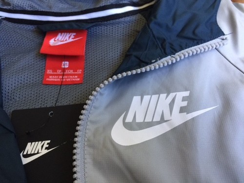 NIKE BOY'S WINDBREAKER WINDRUNNER HOODED FULL ZIP JACKET XS 850443-454 NEW - Picture 3 of 6