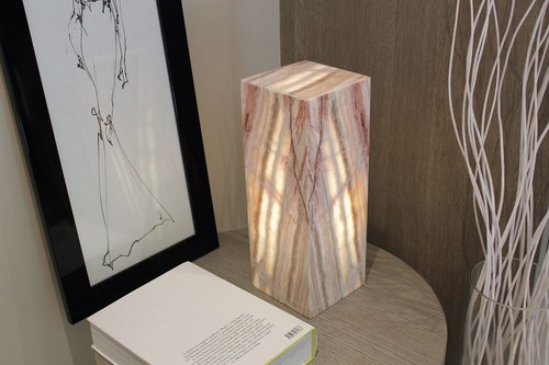 Onyx table lamp with fine rose veins, 16" - Stunning artwork - Picture 5 of 10