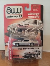 2015 Auto World Prem Series Vintage Muscle 1975 Pontiac Firebird T/A R4