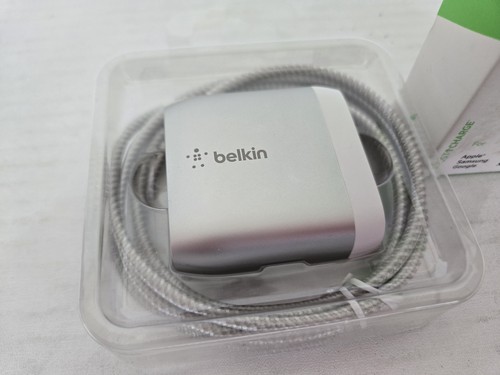 Belkin Boost Charge Dual Port Wall Charger USB-C to USB-A New FREE SHIPPING - Picture 2 of 6