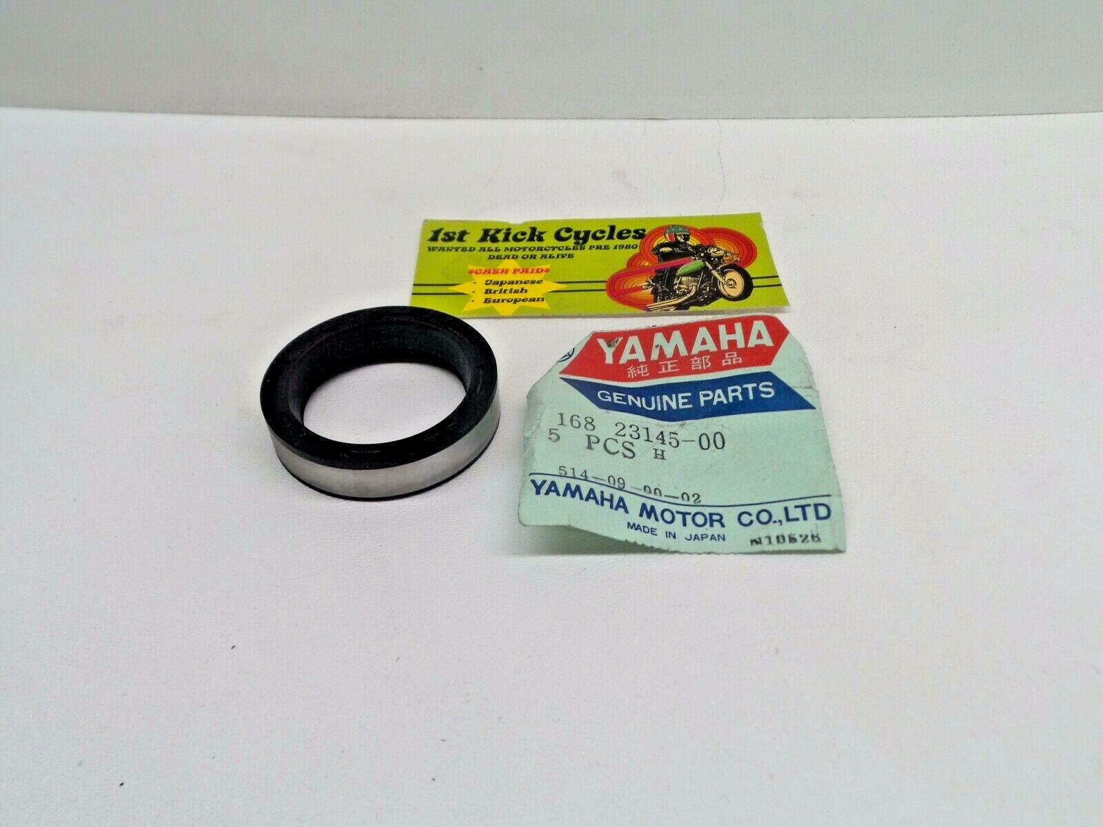 NOS YAMAHA FRONT FORK OIL SEAL YZ250 RD400 TY250 1682314500 OEM eBay