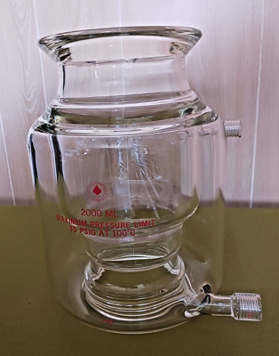 #ad #ad Ace Glass Jktd pressure reaction flask P N 6386 320 $1800.00