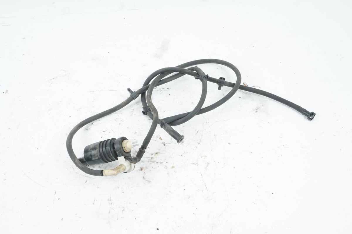 17-20 CHRYSLER PACIFICA WINDSHIELD WASHER PUMP 68310928AA OEM | eBay