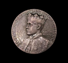 1911 INVESTITURE OF EDWARD PRINCE OF WALES 35mm SILVER MEDAL