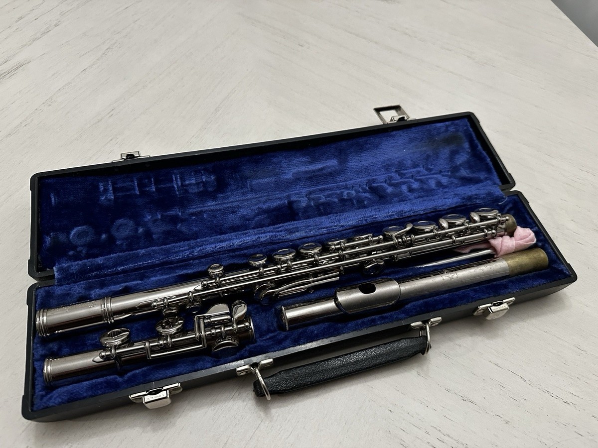 送料込★良品★Gemeinhardt M2 フルート ELKHART Gemeinhardt Flute ELKHART, IND M2 With Carrying Case | eBay