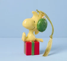 Lenox Woodstock On Gift Christmas Ornament New 2025 897558 Peanuts Snoopy