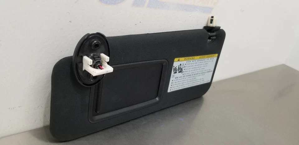 12 LEXUS IS F QUEBRA SOL ESQUERDO DRIVER PRETO - Imagem 4 de 4