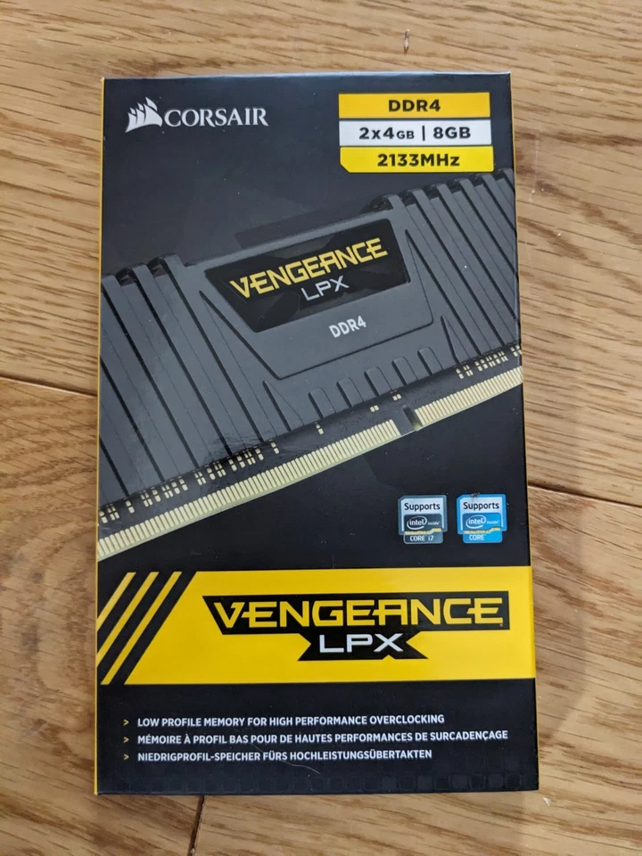 Corsair Vengeance LPX DDR4 memory 4x4Gb 2133MHz - Image 3 of 3