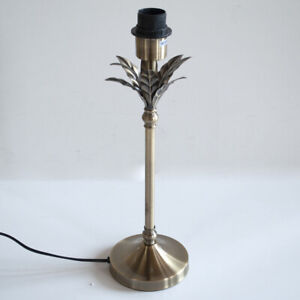 Featured image of post Brass Leaf Table Lamp : Kathy ireland tribal impressions gold leaf table lamp.