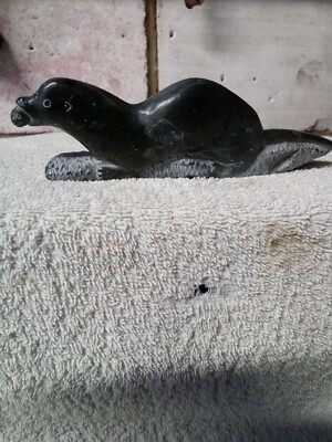 STONE AGE OTTER WITH FISH NO IDEA HOW OLD