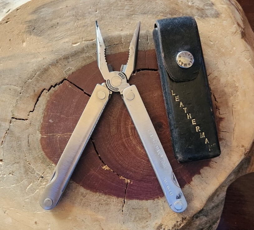 LEATHERMAN(レザーマン)PSTⅡ(廃盤品) Original LEATHERMAN PST II w/ Leather Sheath - Great Condition
