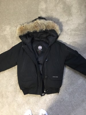 black canada goose bomber womens