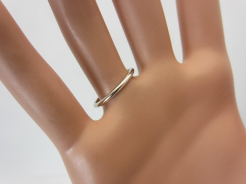 Platinum Wedding Band Ring High Dome 1.65 mm. Size 5 1/2 - Picture 3 of 8