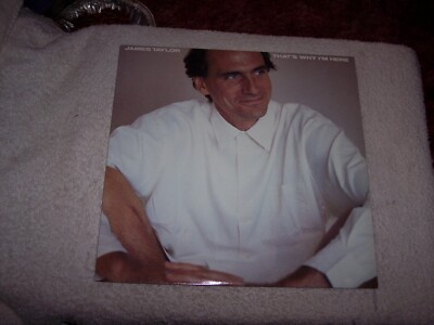 LP--JAMES TAYLOR--THAT'S WHY I'M HERE  *NM VINYL*  #634