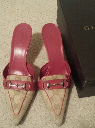 GUCCI MONOGRAM CANVAS HORSEBIT RASBERRY PIPING MULE HEELS - Sz 6.5, Auth, Preown - Picture 10 of 14