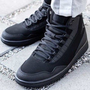 jordan executive off court