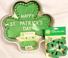 new Wilton St. Patrick’s Day Cake Pan #2105  W/ Insert & SHAMROCK cookie cutter