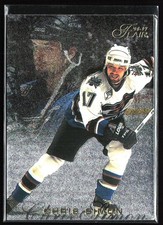 1996-97 Flair #100 Chris Simon