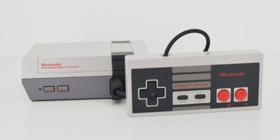 Nintendo Classic Mini NES Konsole CLV-001 mit Controller CLV-002 Geprüft
