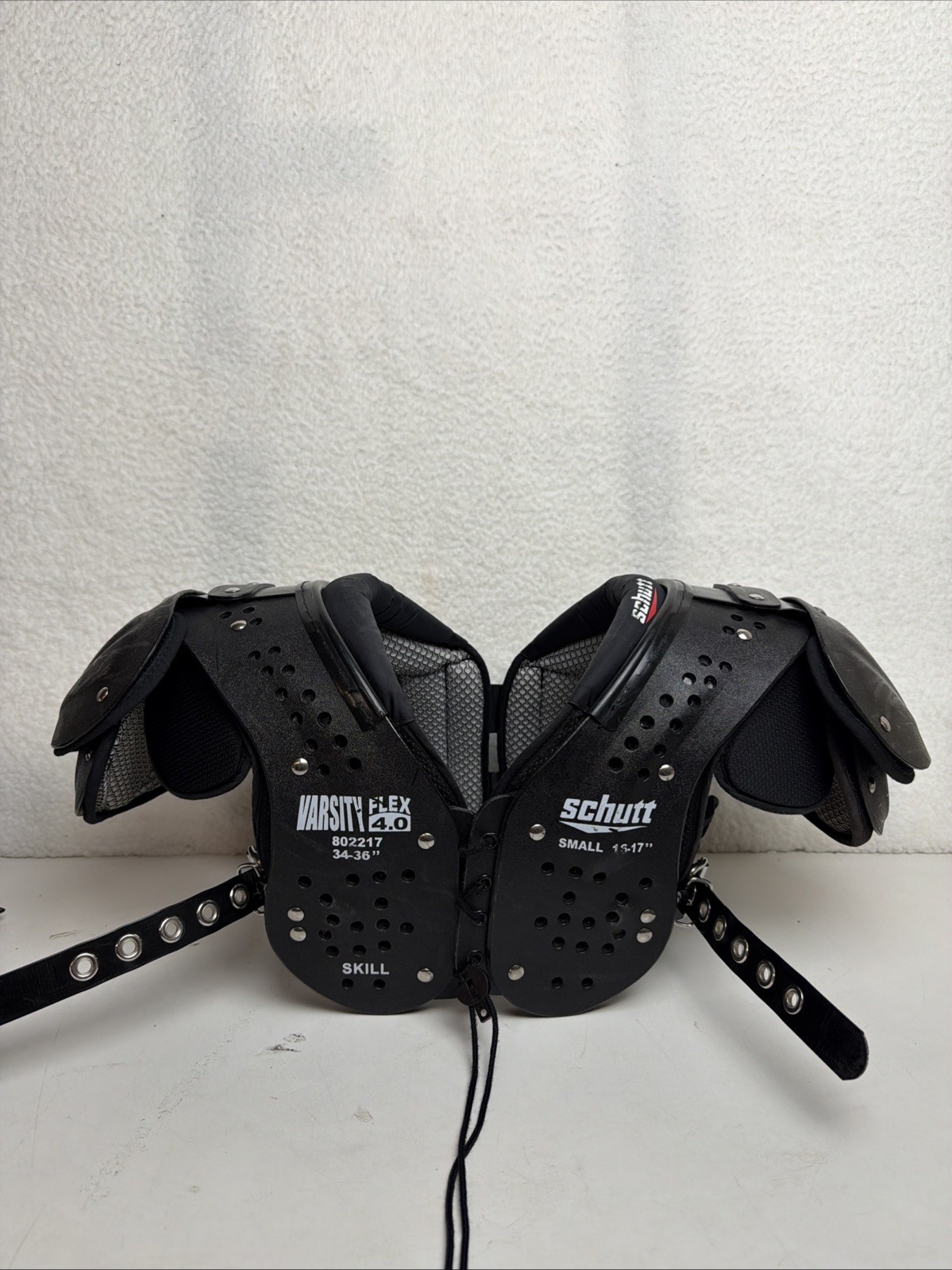 Schutt Varsity Flex 4.0 Padded Adjustable Shoulder Pad Small Skill Football EUC
