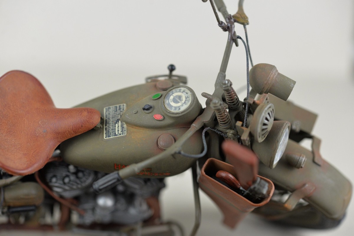 H*E様 HARLEY DAVIDSON WLA-45 プラモデル 1/9 Already built model of Greek Army Harley Davidson WLA-45 1:9 scale