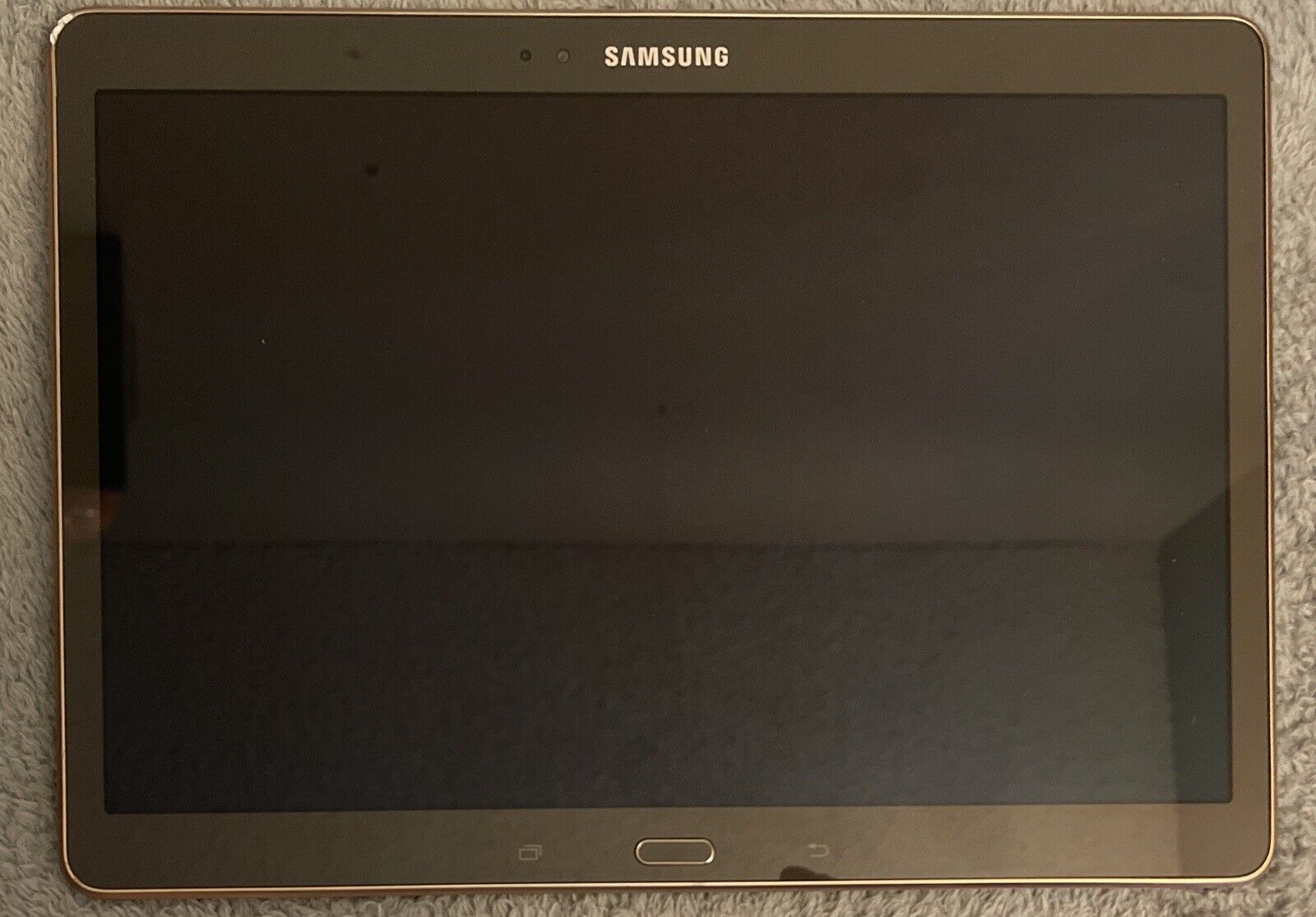 Refurbished: Samsung Galaxy Tab S SM-T800 Tablet - 10.5 - 3 GB - Samsung  Exynos 5 Quad-core (4 Core) 1.90 GHz - 16 GB - Android 4.4 KitKat - 2560 x  1600 - Dazzling White - 16:10 Aspect Ratio - Wireless LAN -  