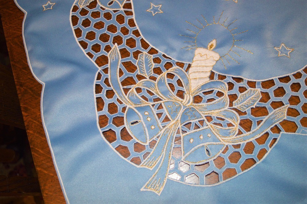 Picture 3 of 12