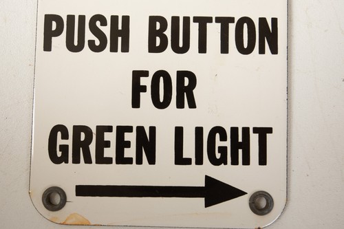 Push Button For Green Light (A5R) Bicycle Crossing (JSF6) Porcelain Sign - Picture 6 of 6