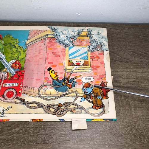 Sesame Street Big Birds Rhyming Book Pop Up Storybook 1979 Vintage Some Damage - Picture 17 of 24