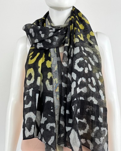 Versace New Auth Black White Print Wool Cashmere Silk Scarf Wrap Shawl 26"x75" - Picture 2 of 8