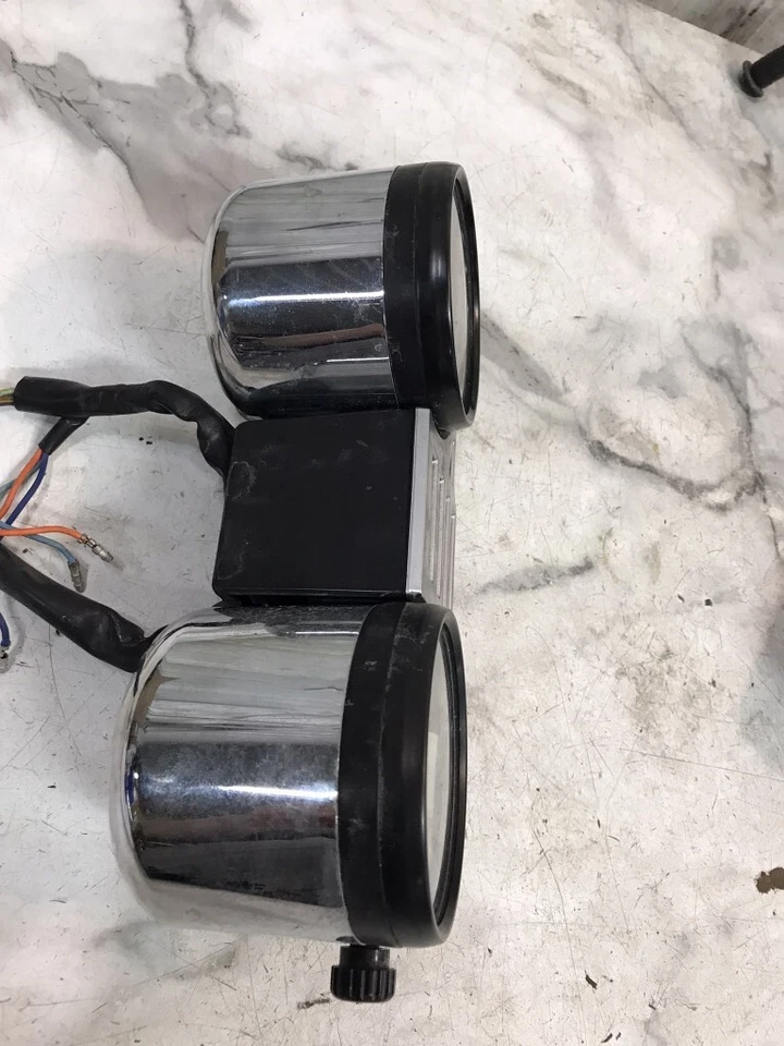 83 Honda CB550 CB 550 SC Nighthawk Medidores Velocímetro Velocímetro Foto 2 de 4