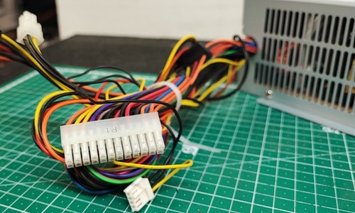 ALIMENTATION PC ATX FUJITSU MODEL DPS-210FB A (S26113-E517-V50 GS:03 REV 07 ) - Photo 5/13