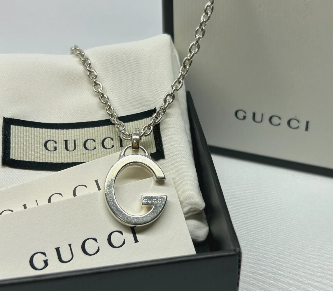 Collana con ciondolo logo Gucci G [quasi nuova] in argento sterling 925 con...