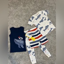 Carter's Whale Print 4 pc. Pajama Set - Navy and White size 18 months NWT