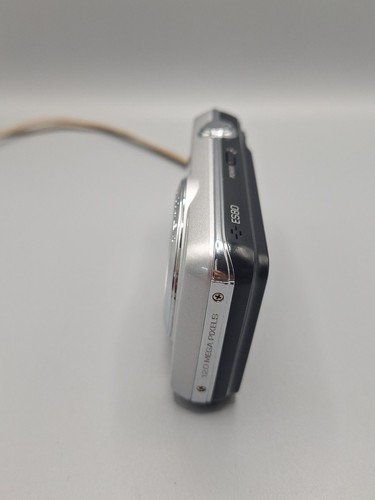 Samsung ES80 Compact Digital Camera And Battery, No Charger, VGC. - Picture 6 of 10
