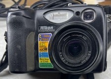 3008 Nikon Coolpix 5400 With all extras.