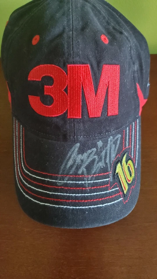 Auténtico sombrero autografiado de Greg Biffle NASCAR Roush Fenway Racing 3M #16. NUEVO. Foto 2 de 4