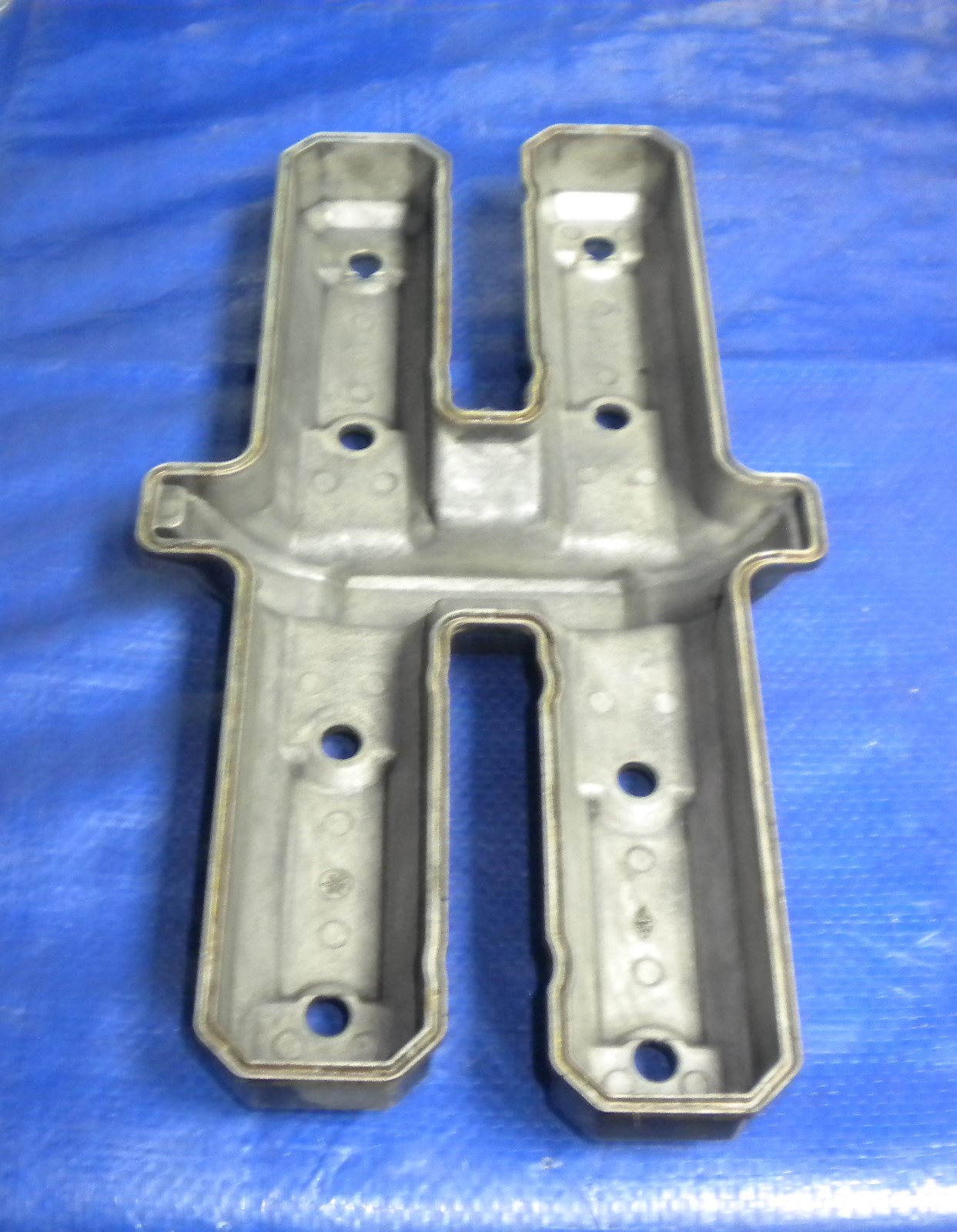 1987 YAMAHA FZR1000 GENESIS VALVE COVER YAMAHA FZR1000 CYLINDER HEAD