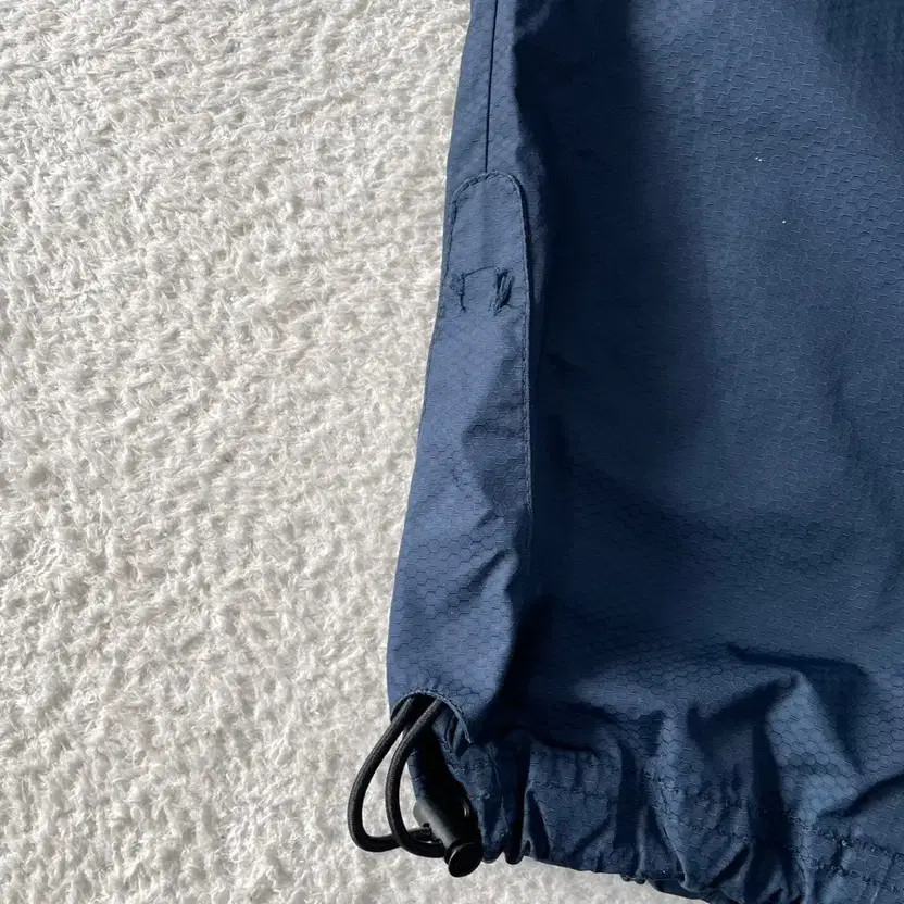 Nike XL Woven Navy Cargo Pants thumbnail 2