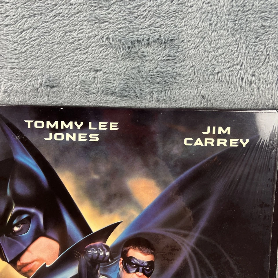Batman Forever - Laserdisc 2-Disc Set (1995 Extended Play) Val Kilmer Jim Carrey - Image 3 of 4