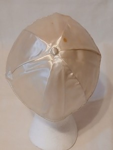 Vintage 1950's Kippah Yarmulke - ivory satin