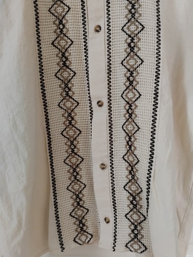 L Beige Guayabera Shirt - Geometric Embroidery - Good Cond. - Picture 3 of 5