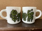 Hazel Atlas Vintage MCM Milk Glass Mod Flowers Mugs Set Of 2 Green Flowers