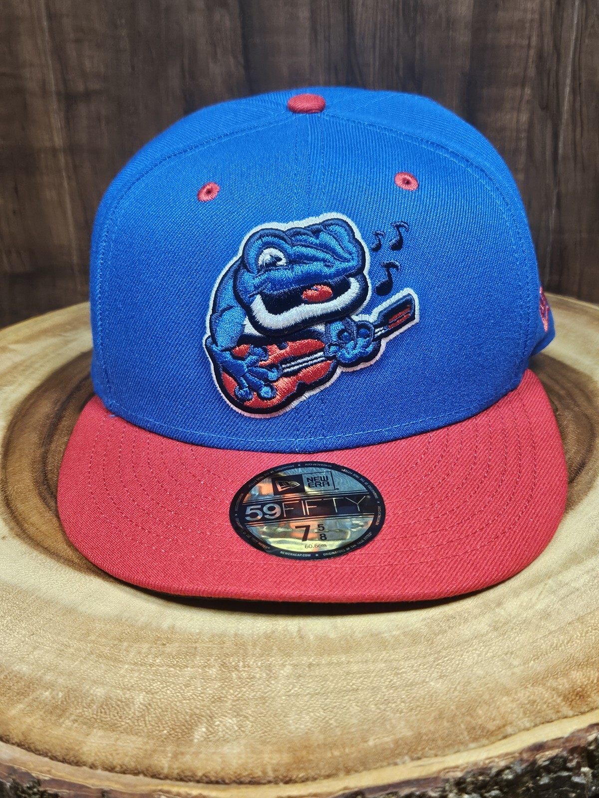 Lehigh Iron Pigs New Era 59Fifty Fitted Cap Size 7 5/8 MLB Minor League