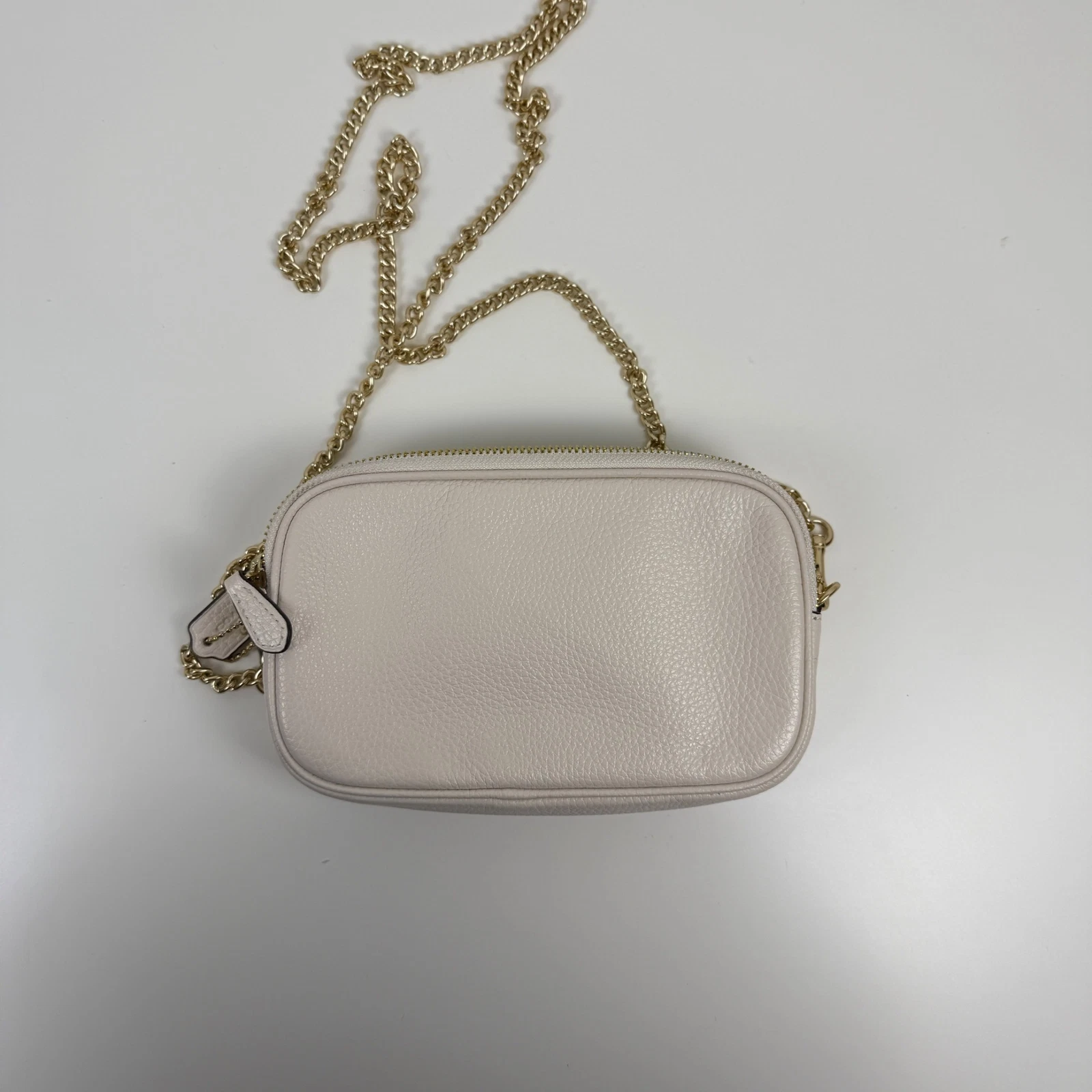 Coach doppio marsupio tracolla in pelle bianca con cinturino a catena oro