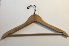 VTG Wood Clothes Hanger Sheraton Hotels  Motor Inns USA Hawaii Overseas GS50C23