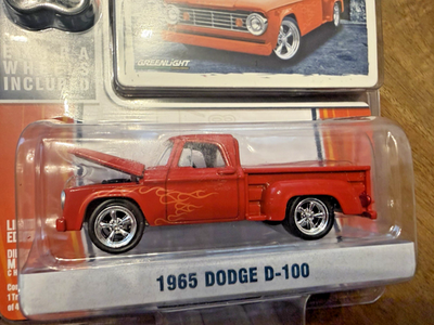Greenlight 1:64 GL Muscle 1965 Custom Orange Flamed Dodge D-100