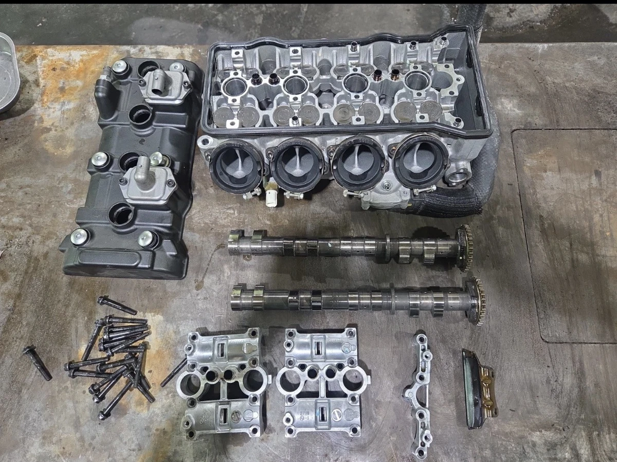 Kawasaki Motorcycle Cylinder Heads & Valve Covers for Kawasaki