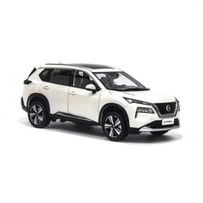 1:18 Paudi Nissan X-Trail 2022 White Diecast Model Car Collect Gifts
